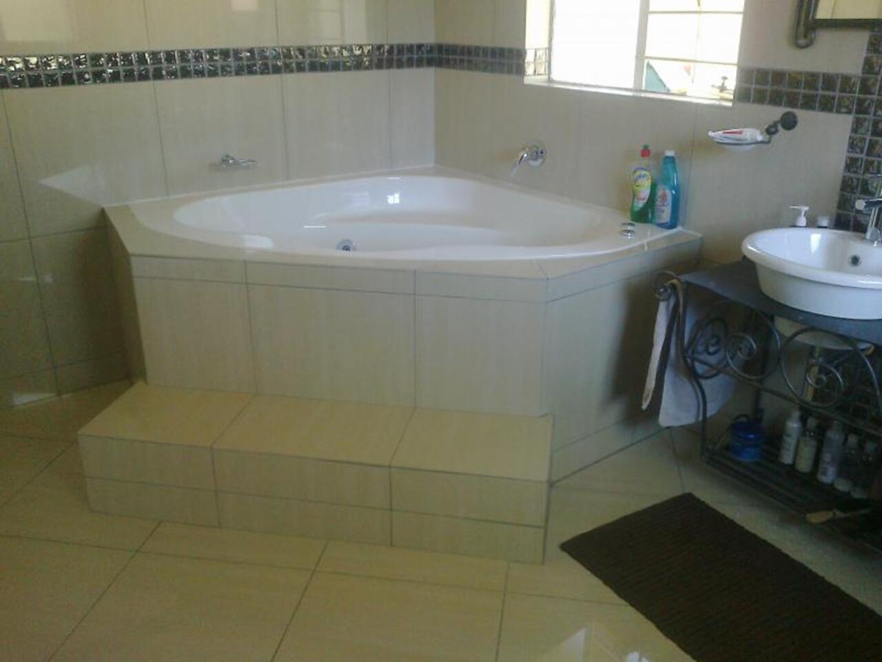 Shower base and sub floor pipe leak detection