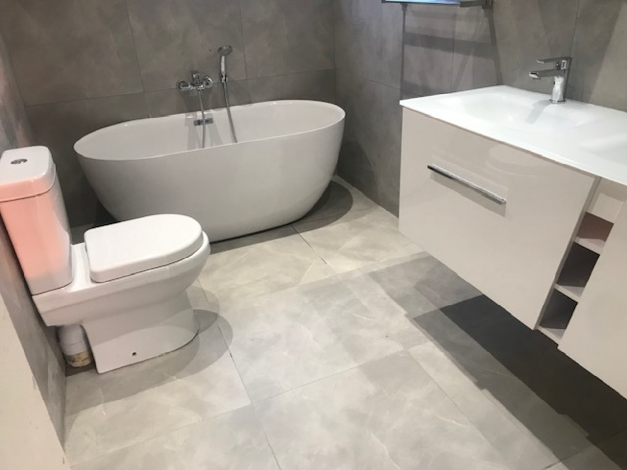 Bathroom renovation in Northmead Benoni